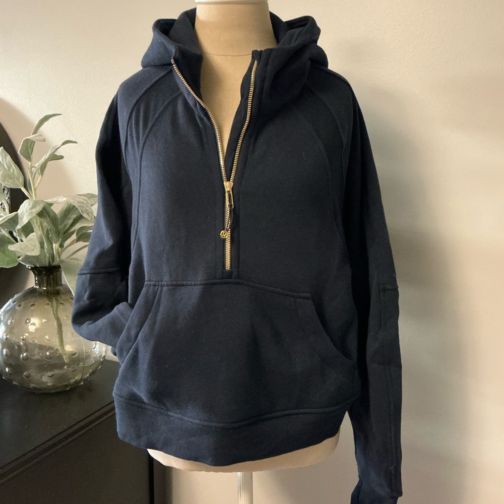 Lululemon Scuba